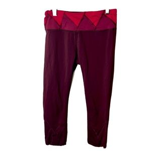 Lululemon Maroon Berry Contrasting waistband cropped leggings Size 6 ankle